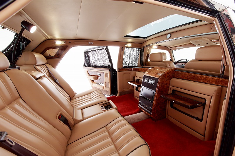 本文へスキップ Rolls Royce Bentley Specialist 株式会社シーザートレーディング Tel 042 480 2222 営業時間10 00 00 東京都調布市西つつじヶ丘1 58 12 Rolls Royceheadline Parkward Auto Maker Rolls Royce Model Parkward Year