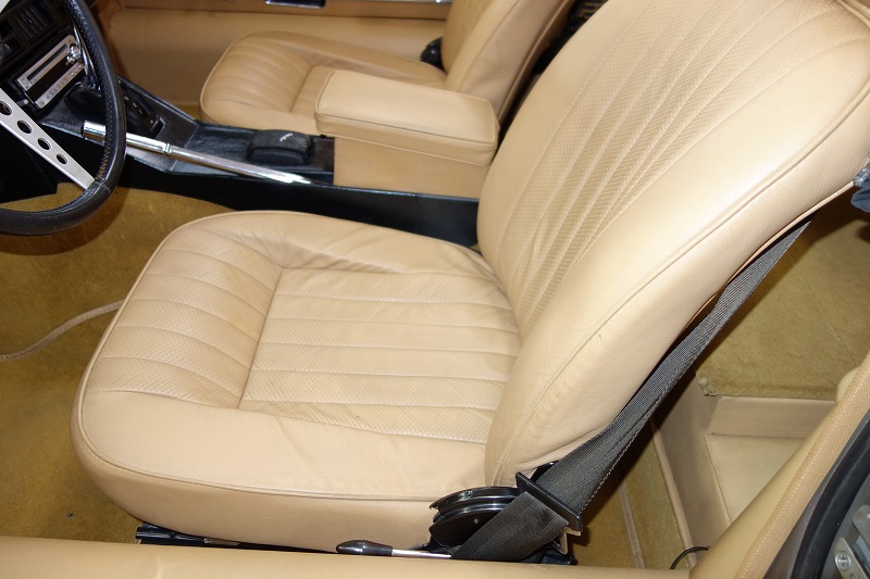 74 jaguar-e-type savure (48).jpg