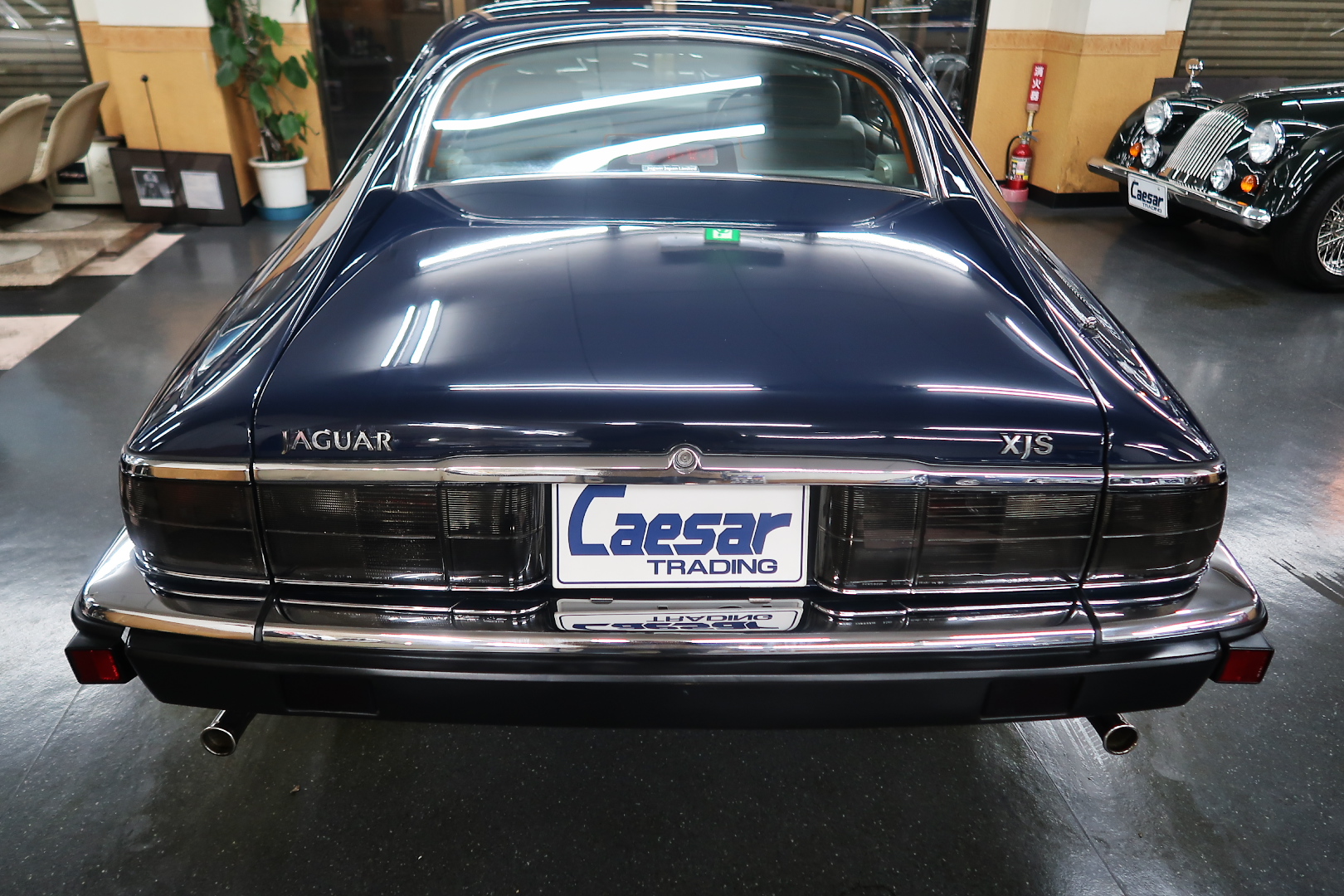 ジャガーXJS-6純正シリンダーヘツト販売